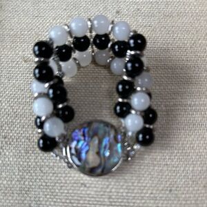 Onyx & moonstone triple row bead necklace with abalone silver tone clasp